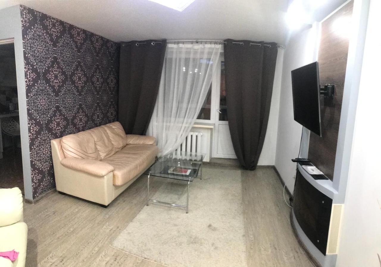 Apartment "A&V-Surganova" Minszk Kültér fotó